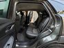 ★僅跑8萬頂級版車型+升級鋼鐵灰/衛星導航~IKEY.HUD.盲點.倒車顯影.車道偏移.AEB.LED頭燈，認證車原鈑★  第4張縮圖