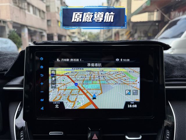 ★超美旗艦版+精裝影音特仕~僅跑2.8萬，認證車原鈑件~電動椅.盲點.HUD.換檔撥片.導航.CARPLAY，可全貸★  第16張相片
