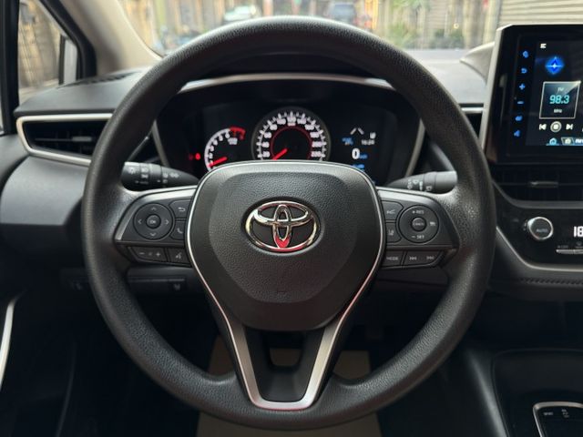 ★高規豪華版~僅跑1萬多低里程~IKEY.LV2.CARPLAY導航.恆溫，類新車最好照顧的顏色，認證車原鈑，原廠保固★  第8張相片