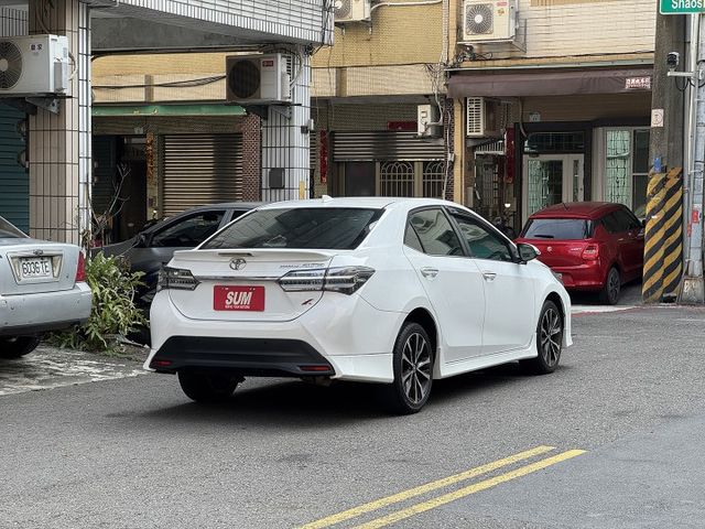 ★超稀有X運動版~認證車原鈑件，空力套件.盲點.換檔撥片.IKEY.LED.防滑.8氣囊.數位儀錶板，可全額貸款★  第2張相片