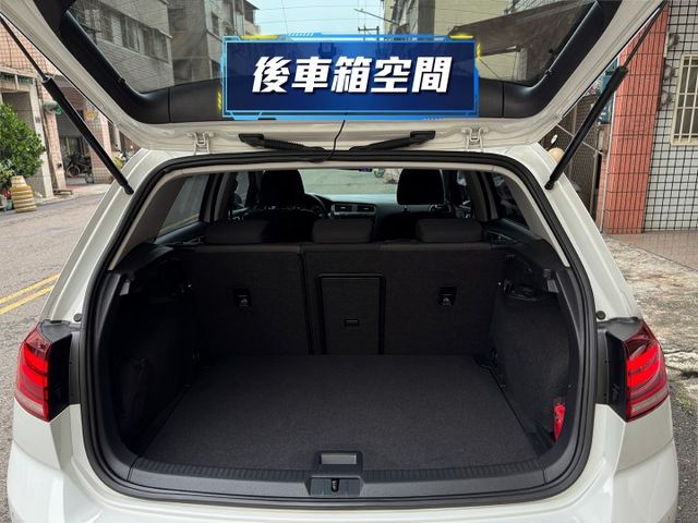 ★1.4渦輪CL版~省油省稅大動能，IKEY.ACC.AEB.LED頭燈.CARPLAY導航.倒車顯影，認證車原鈑件★  第17張相片