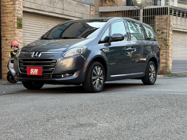 ★超高CP值七人商務休旅車高階尊爵版~僅跑8萬，環景影像.電動滑門.HID頭燈.IKEY.定速，認證車原鈑件，可全額貸★  第1張相片