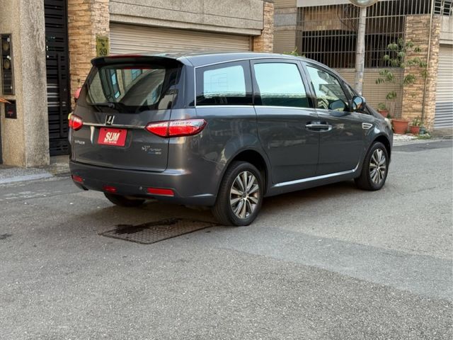 ★超高CP值七人商務休旅車高階尊爵版~僅跑8萬，環景影像.電動滑門.HID頭燈.IKEY.定速，認證車原鈑件，可全額貸★  第2張相片