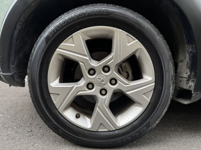 ★客貨兩用超實用皮卡+升級大螢幕影音~僅跑4.8萬，認證車原鈑件，導航.倒車顯影.CARPLAY.感應頭燈，可全額貸款★  第15張相片