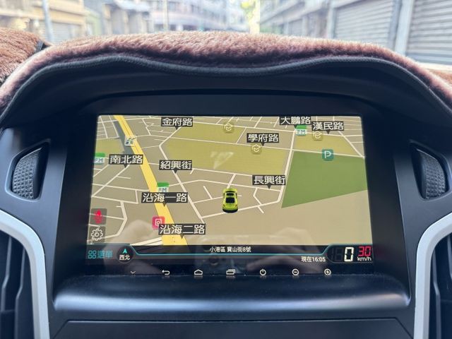 ★秒殺價~4門空間更大更好用，認證車原鈑件，升級大螢幕安卓影音，導航.網路電視.定速.倒車顯影.CARPLAY.防滑★  第15張相片