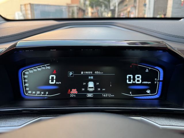 ★1.5渦輪最頂級GLT-B版~僅跑1.6萬，認證車原鈑件，電動尾門.後座電動/冷熱椅.LV2.環景.電動滑門，可全貸★  第3張相片
