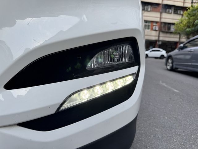 ★1.6渦輪行家首選~省油低稅大動能，IKEY.定速.電動椅.倒車顯影.盲點偵測，認證車原鈑件，可全額貸款★  第17張相片