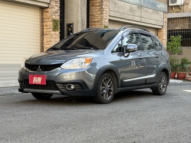 ★X-SPORT特仕版有電動尾門/定速/IKEY/行李架~認證車原鈑件，升級影音全配，導航.電視.倒車顯影.數位儀錶★  第1張相片