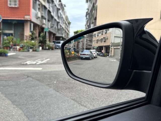 ★稀有WAGON旅行車頂級ST-LINE VIGNALE版~電尾門.B&O音響.HUD.盲點.LV2.原廠大包，原鈑件★  第17張相片