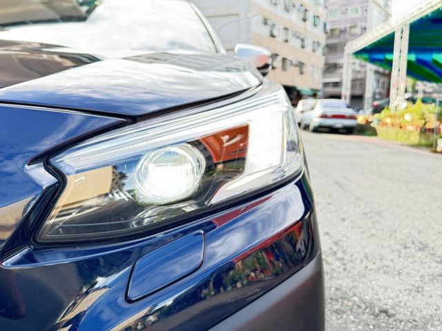 ★秒殺價~全新改款新車型/新內裝，配備大升級，HK音響.LV2.雙電動椅.電尾門.CARPLAY.盲點.LED，可全貸★  第20張相片