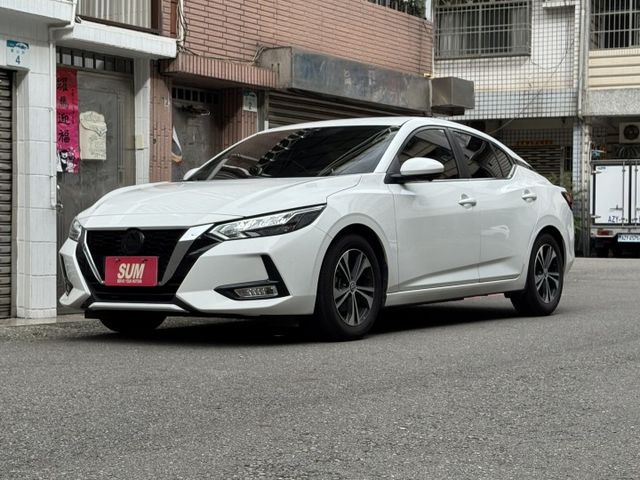 ★僅跑4萬超級美車~認證車原鈑件，IKEY.ACC.環景.車道偏移.CARPLAY.盲點.電子後視鏡.HUD.LED★  第1張相片