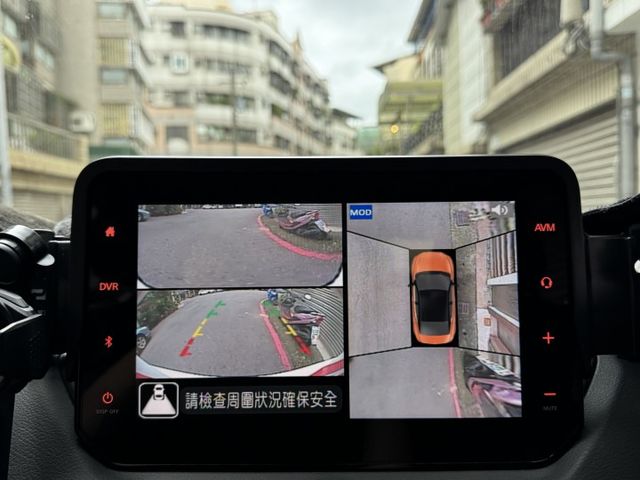 ★僅跑4萬超級美車~認證車原鈑件，IKEY.ACC.環景.車道偏移.CARPLAY.盲點.電子後視鏡.HUD.LED★  第11張相片