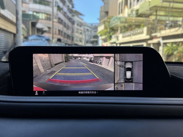 ★稀有BOSE旗艦版~認證車原鈑件，升級紅色跑車內裝，環景.記憶電動椅.HUD.LV2.盲點.LED.電尾門，原鈑件★  第11張相片