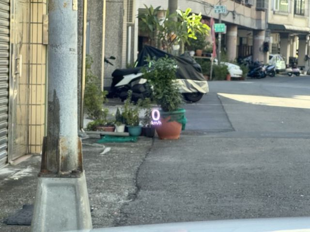 ★稀有BOSE旗艦版~認證車原鈑件，升級紅色跑車內裝，環景.記憶電動椅.HUD.LV2.盲點.LED.電尾門，原鈑件★  第14張相片