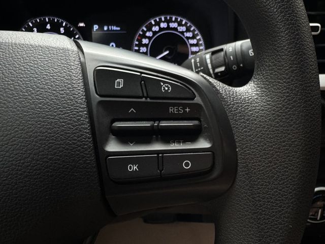 ★時尚珍妮佛黃+升級雙色套件/電子後視鏡~IKEY.定速.導航.CARPLAY.車道維持.無線充電，認證車原鈑件可全貸★  第9張相片