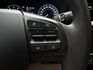 ★時尚珍妮佛黃+升級雙色套件/電子後視鏡~IKEY.定速.導航.CARPLAY.車道維持.無線充電，認證車原鈑件可全貸★  第9張縮圖
