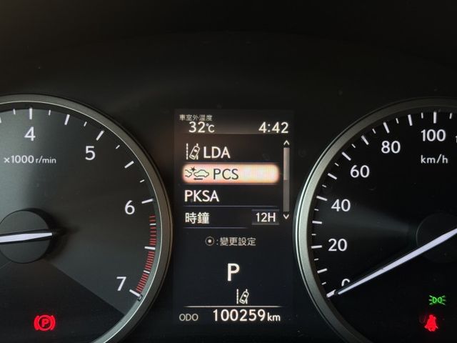 ★NX200女用無菸車~里程跑少，IKEY.LV2.電尾門.電熱椅.LED頭燈.換檔撥片.倒車顯影，認證車可全額貸款★  第5張相片