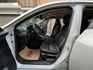 ★頂級版最美白色系~僅跑11萬，認證車原鈑件，IKEY.盲點.LED.AEB.HUD.防滑系統.日型燈，原廠保養紀錄★  第3張縮圖