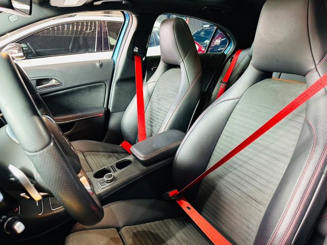 M-BENZ賓士 A250  第15張相片