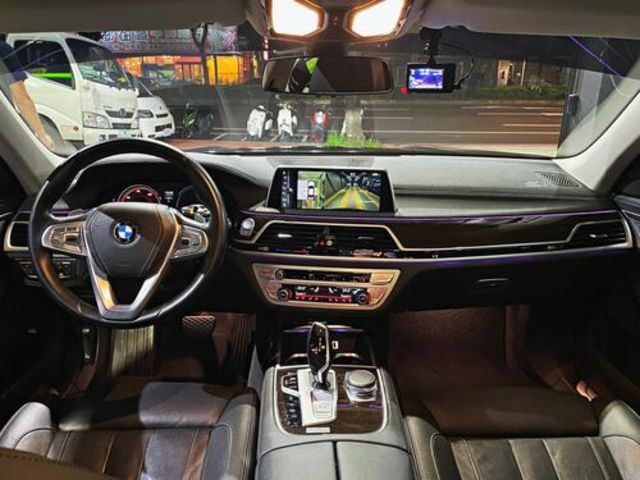 BMW寶馬 730D  第5張相片