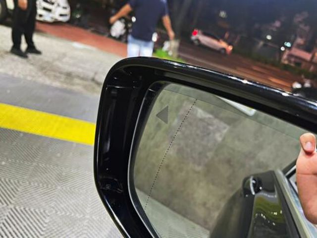 BMW寶馬 730D  第8張相片