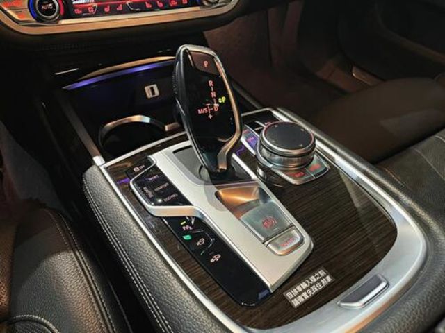 BMW寶馬 730D  第16張相片
