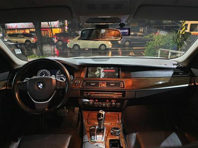 BMW寶馬 520I  第5張相片