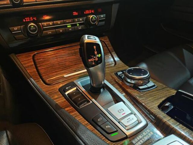 BMW寶馬 520I  第11張相片