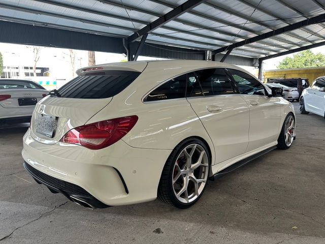 M-BENZ賓士 CLA200  第2張相片