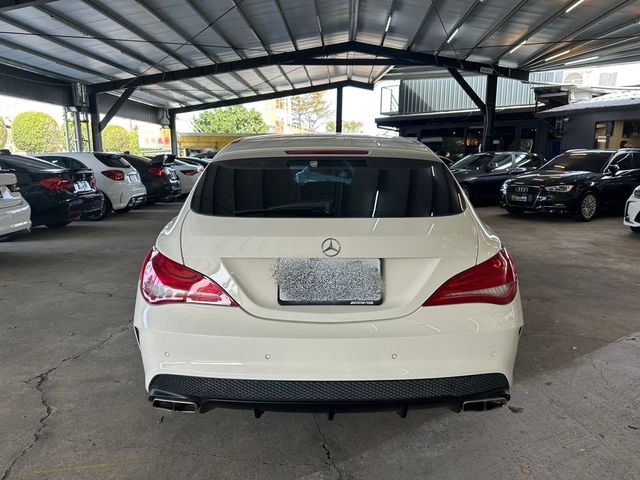 M-BENZ賓士 CLA200  第4張相片