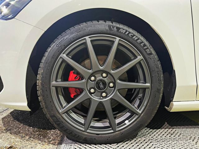 FORD福特 FOCUS  第17張相片