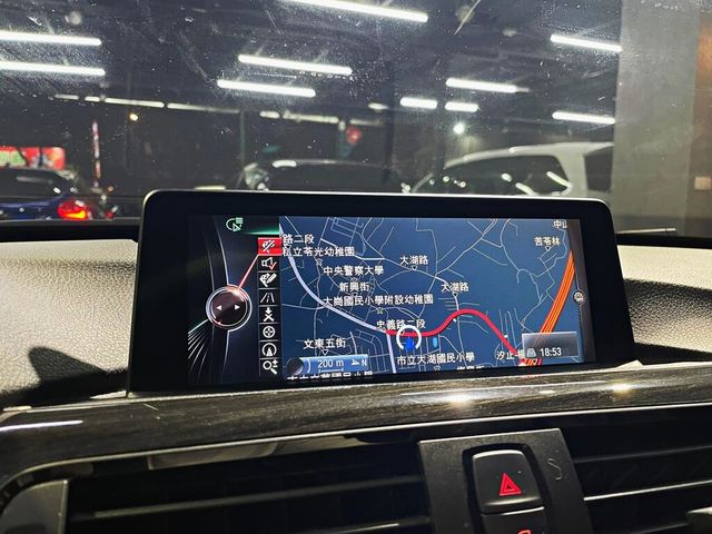 BMW寶馬 320I GT  第9張相片
