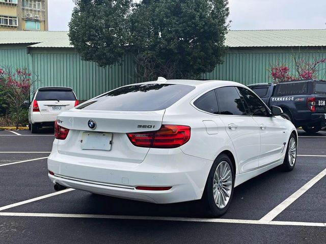 BMW寶馬 320I GT  第2張相片