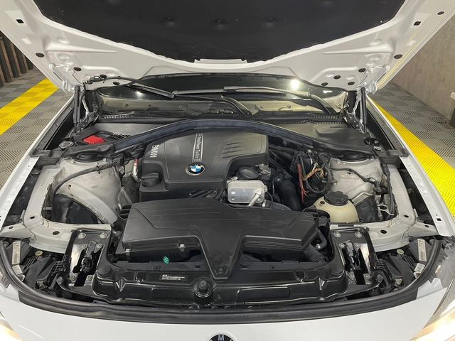 BMW寶馬 320I GT  第6張相片