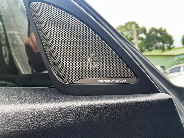 BMW寶馬 320I GT  第8張相片