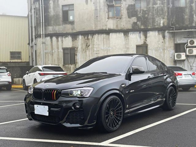 BMW寶馬 X4 XDRIVE30D  第1張相片