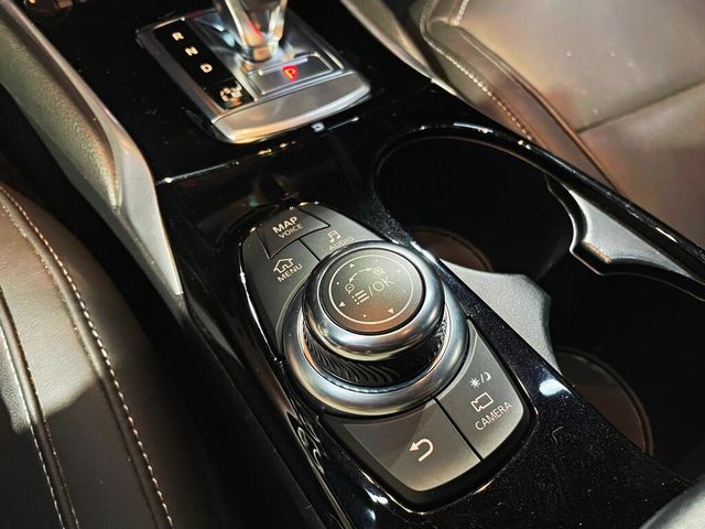 INFINITI無限 Q30  第27張相片