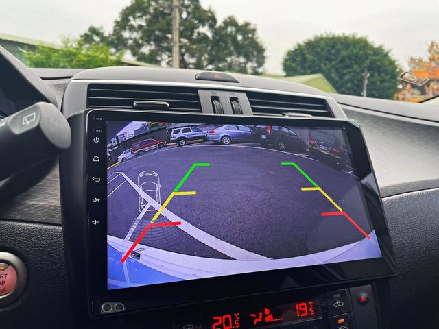 NISSAN日產 TIIDA  第12張相片