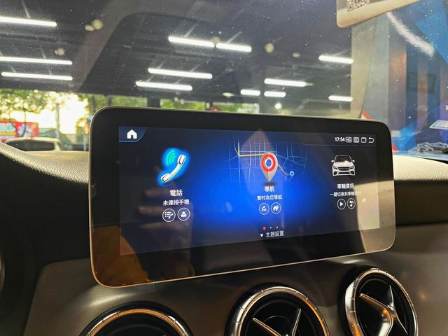M-BENZ賓士 CLA250  第10張相片