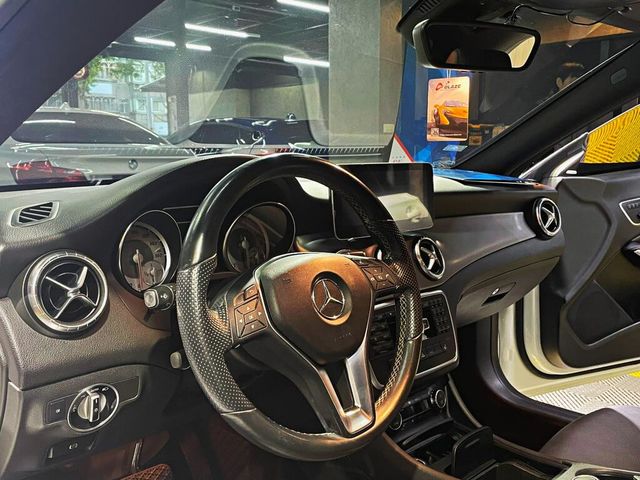 M-BENZ賓士 CLA250  第16張相片