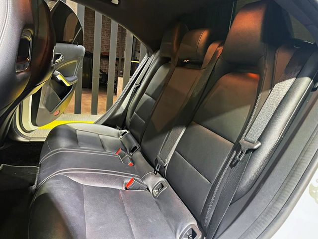 M-BENZ賓士 CLA250  第18張相片