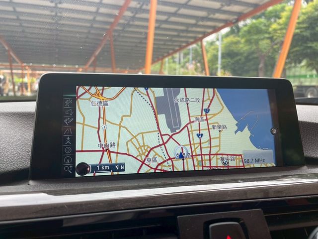 BMW寶馬 435I CONVERTIBLE  第9張相片