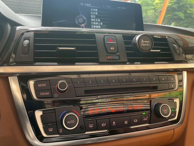 BMW寶馬 435I CONVERTIBLE  第13張相片
