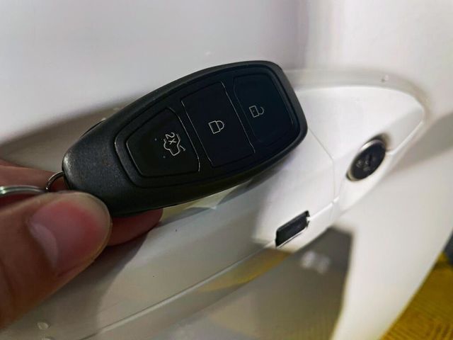 FORD福特 FIESTA  第6張相片