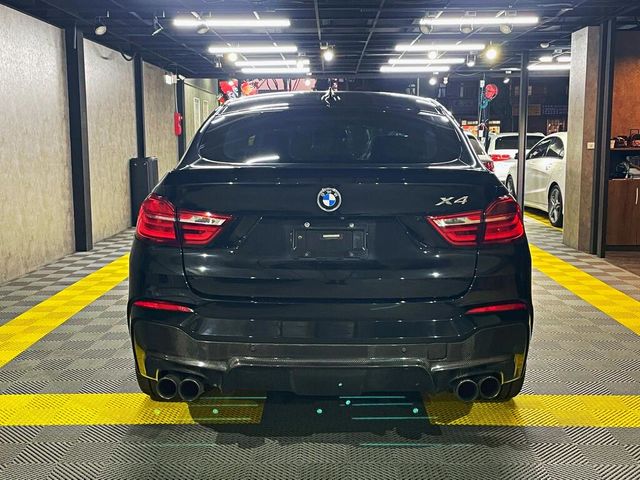 BMW寶馬 X4 XDRIVE28I  第4張相片