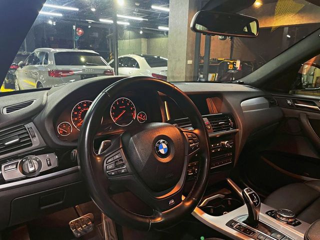 BMW寶馬 X4 XDRIVE28I  第17張相片