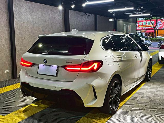 BMW寶馬 118I  第2張相片