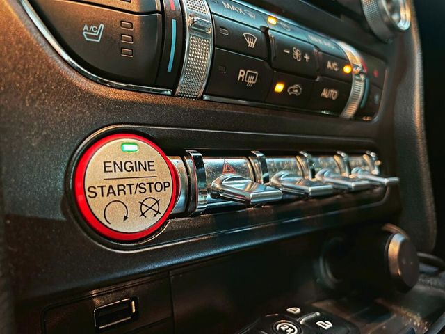 FORD福特 MUSTANG  第8張相片