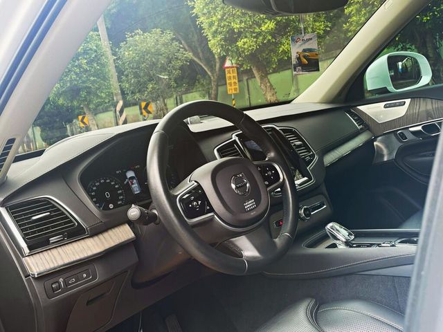 VOLVO富豪 XC90  第15張相片
