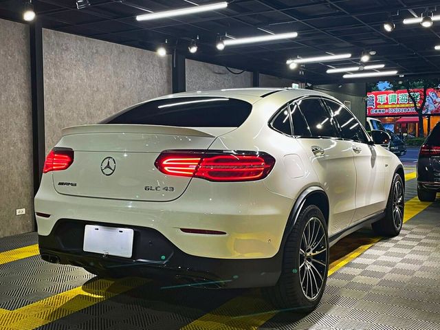 M-BENZ賓士 GLC43 AMG COUPE  第2張相片